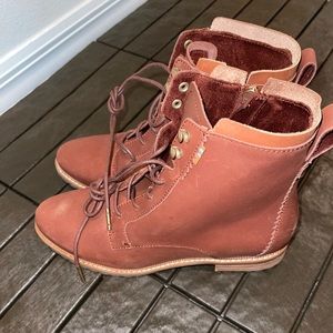 Toms Nolita Lace Up Boot Penny Brown 7.5 Leather